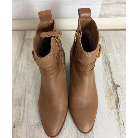 Louise et Cie Women’s 5 Uzma Tan Leather Ankle Booties Block Heel Designer New - Picture 2 of 8